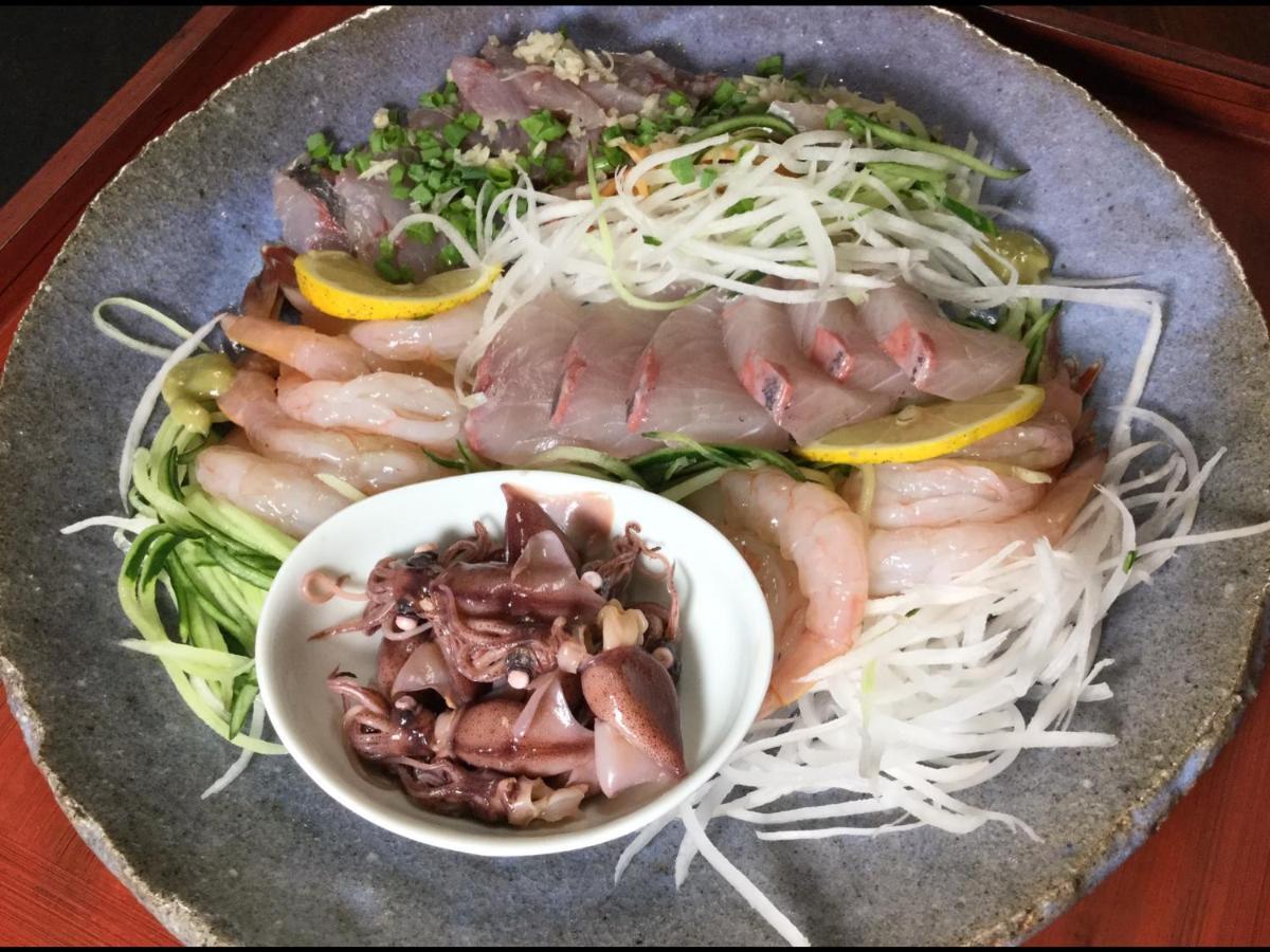 一客一亭の宿 遊楽 Satsumasendai Eksteriør bilde